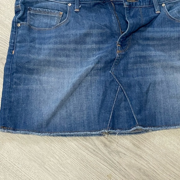 Gap Women's Blue Denim Skirt 31R - Picture 2 of 10